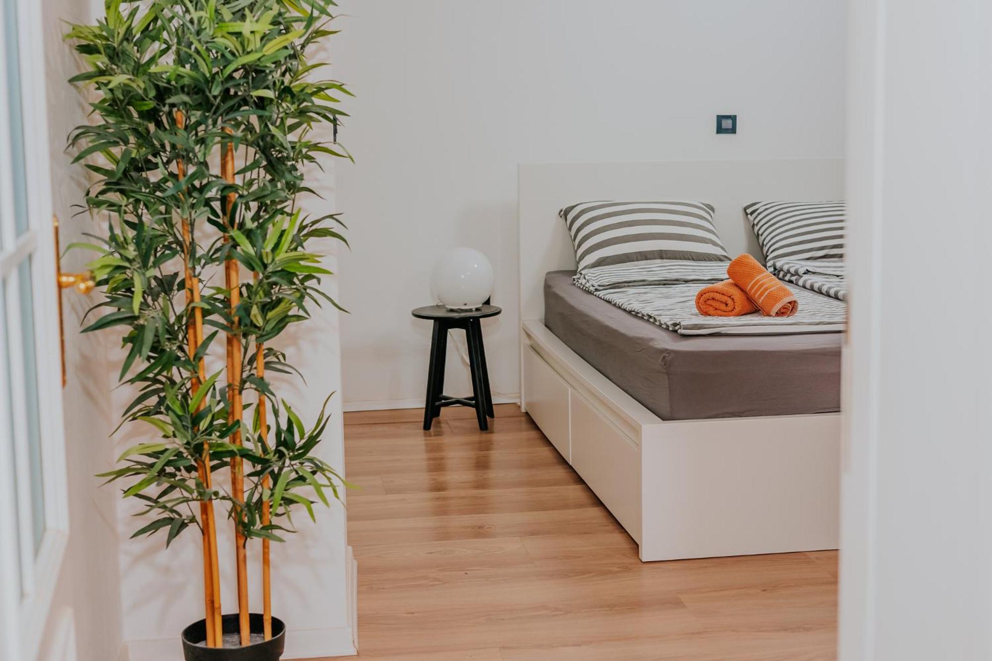 Endless Chanson Zagreb Ngoại thất bức ảnh