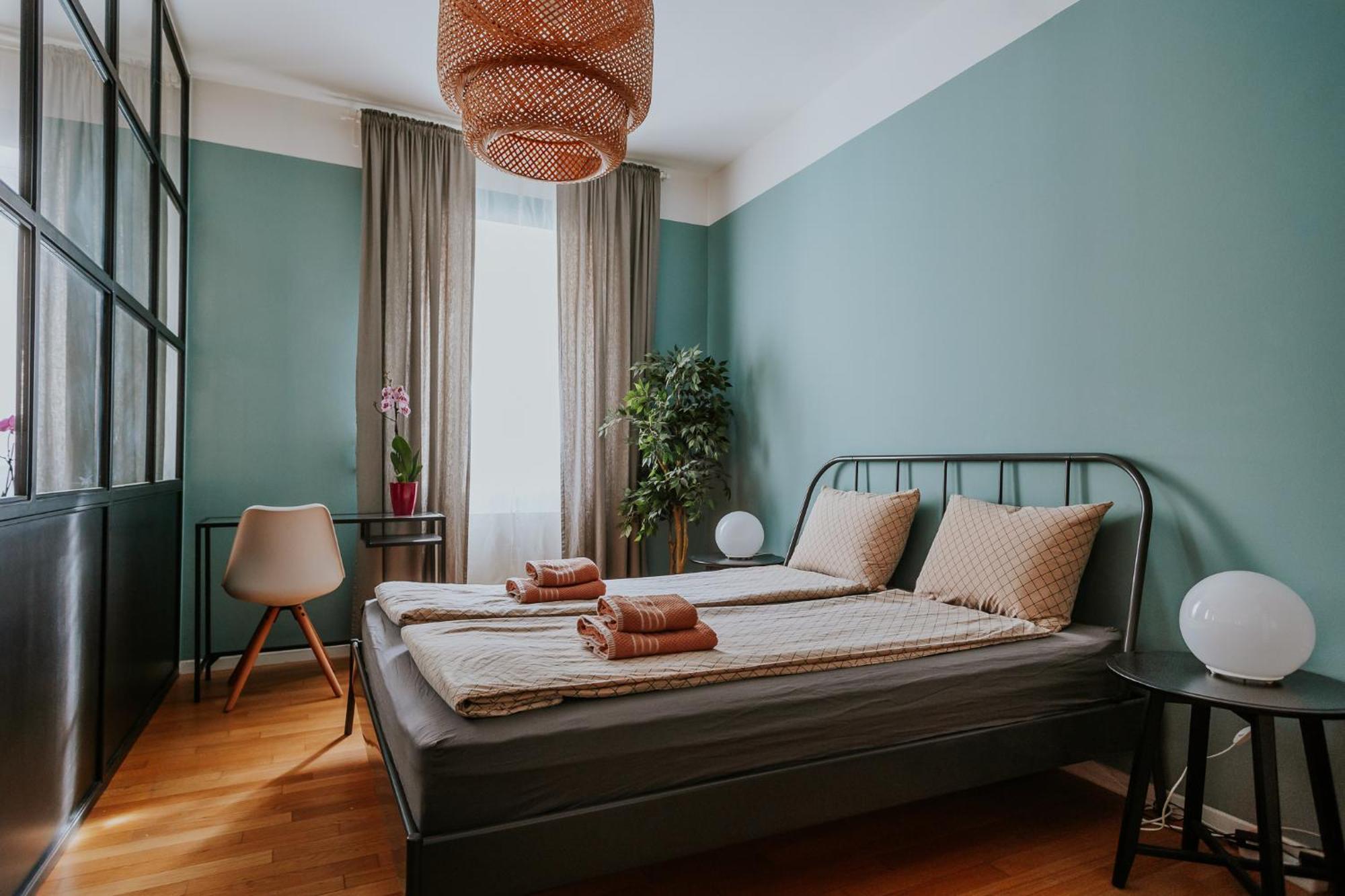 Endless Chanson Zagreb Ngoại thất bức ảnh